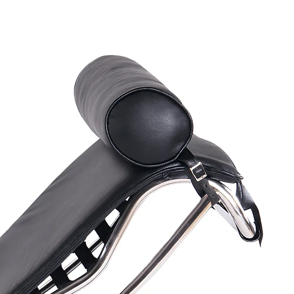 n1080-M-Le Corbusier-LC 4-Lounger-deatil-3.webp